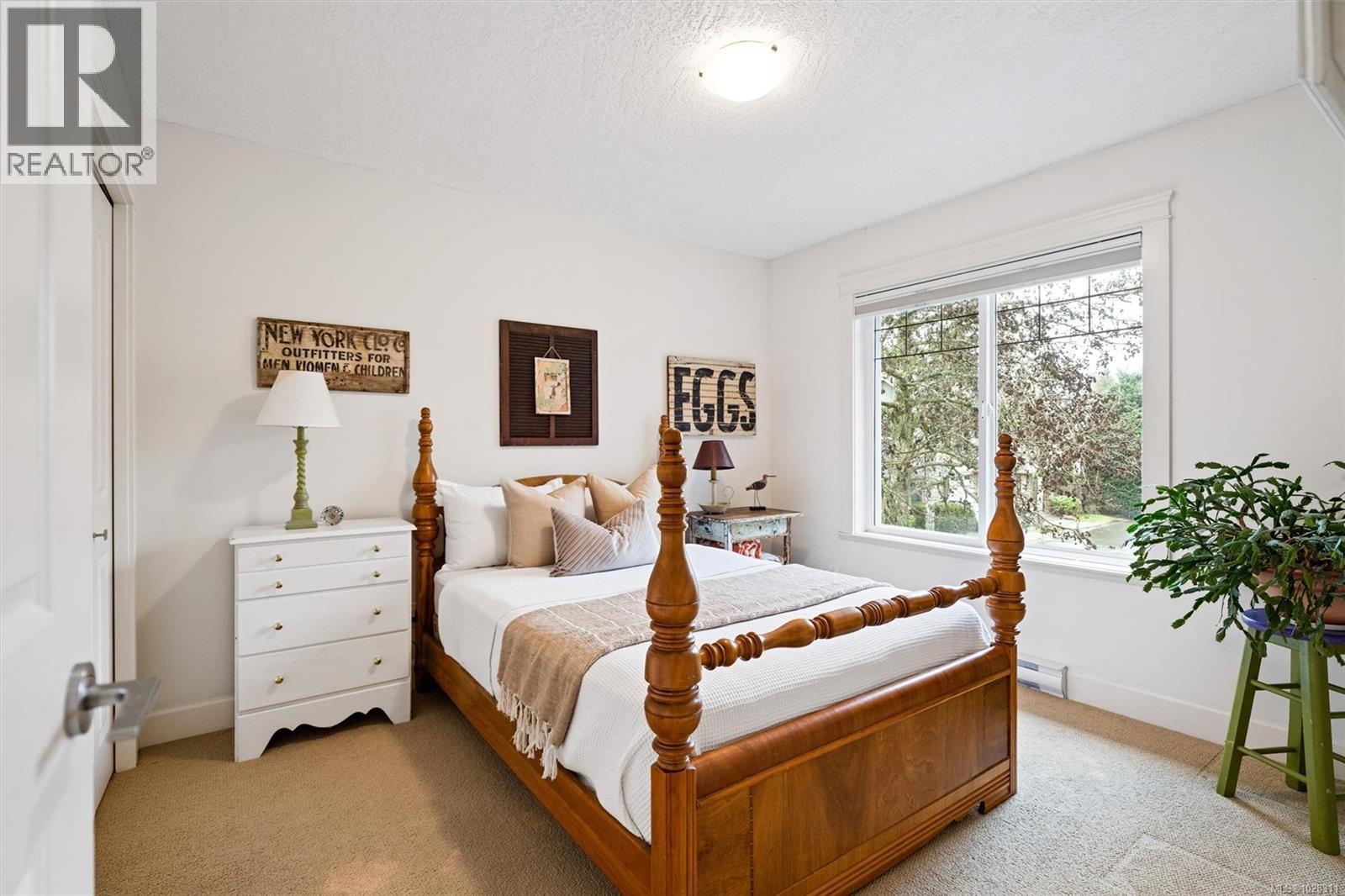 #13 2210 Sooke Rd - 16