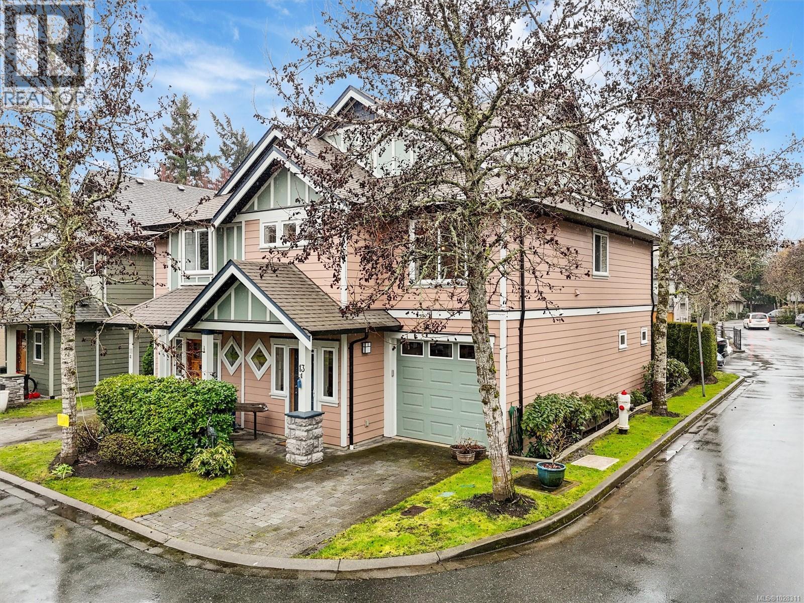 #13 2210 Sooke Rd - 4