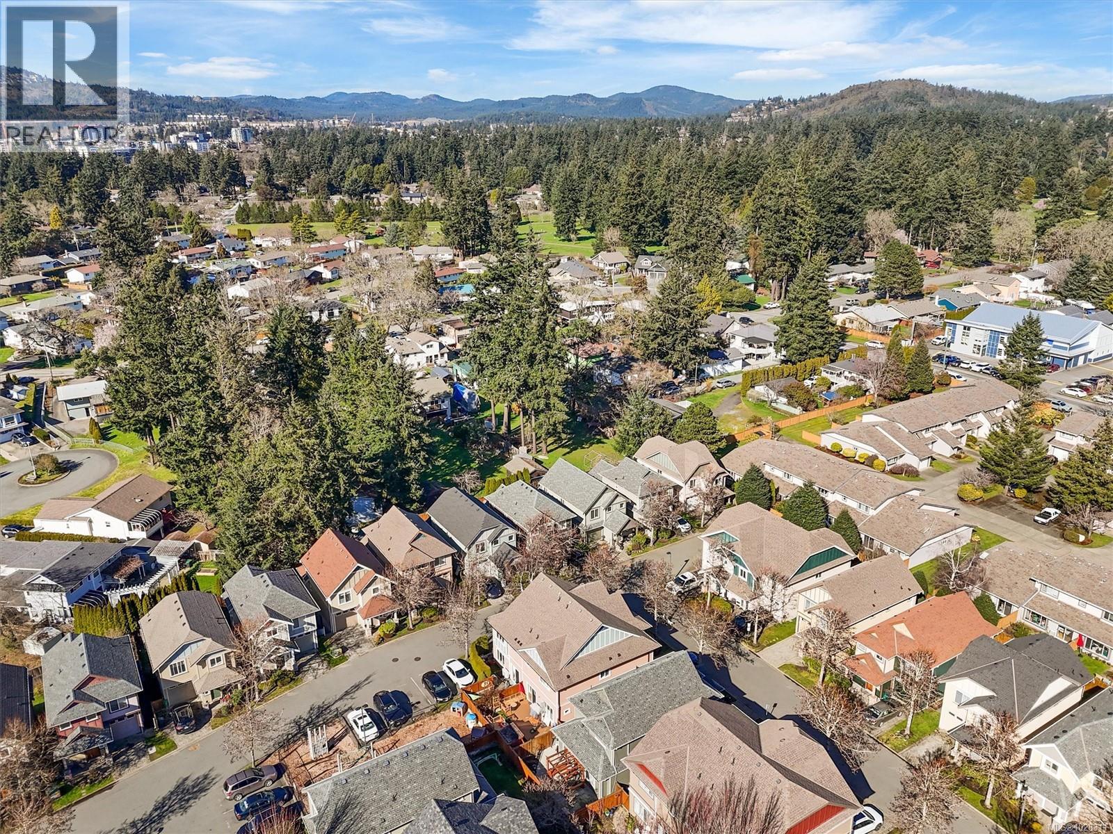 #13 2210 Sooke Rd - 26