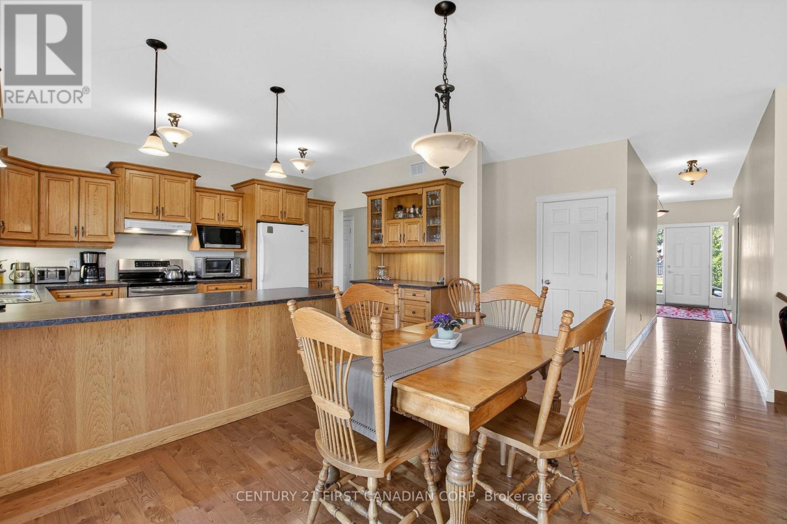 653 PETER STREET - 12
