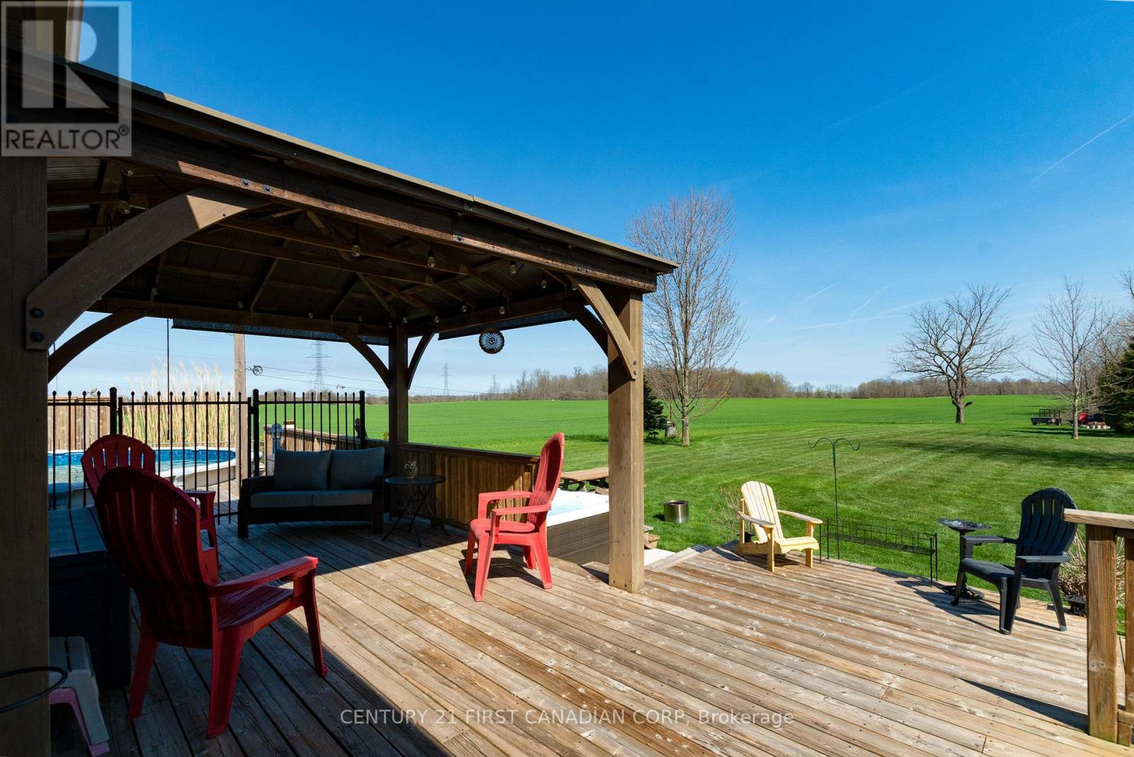 653 PETER STREET - 37