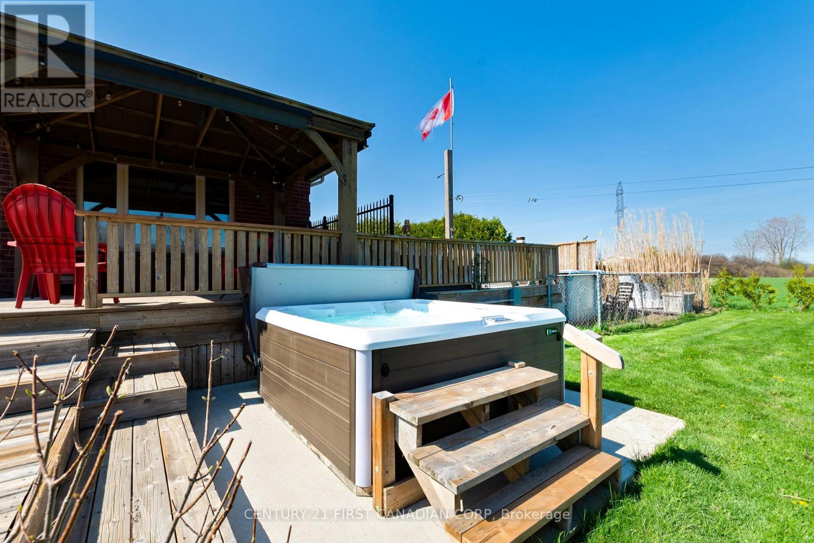 653 PETER STREET - 39
