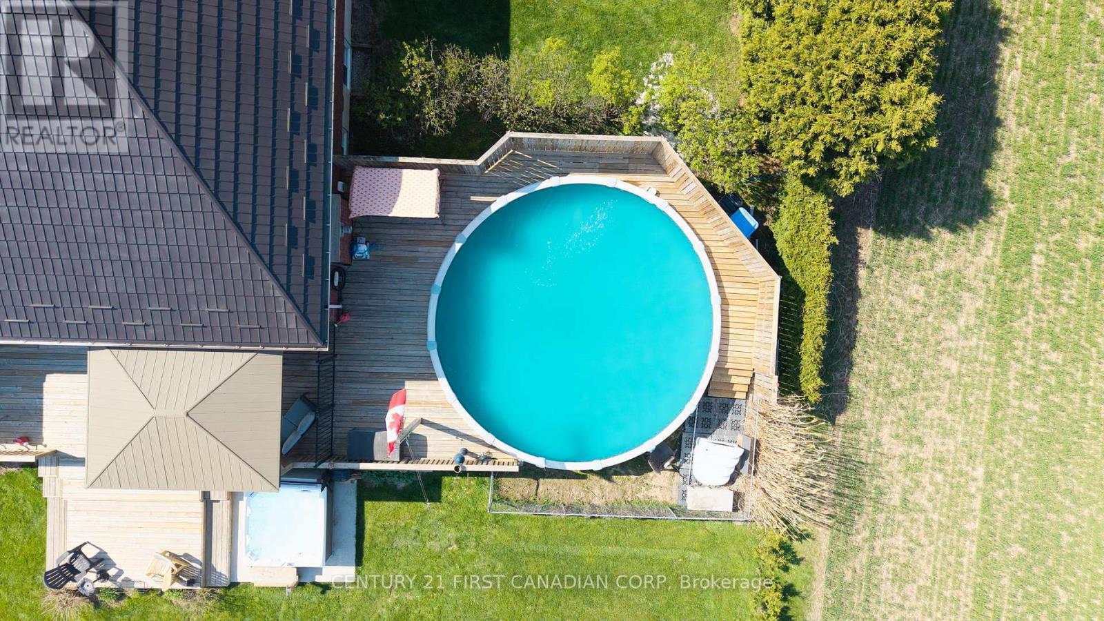 653 PETER STREET - 48