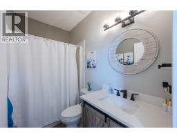 2381 Wiltse Drive, Penticton, BC V2A7X7 Photo 27