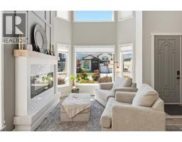 4pc Bathroom - 2381 Wiltse Drive, Penticton, BC V2A7X7 Photo 9