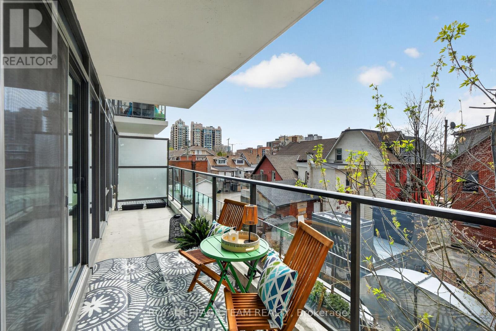 #307 224 LYON STREET N - 31