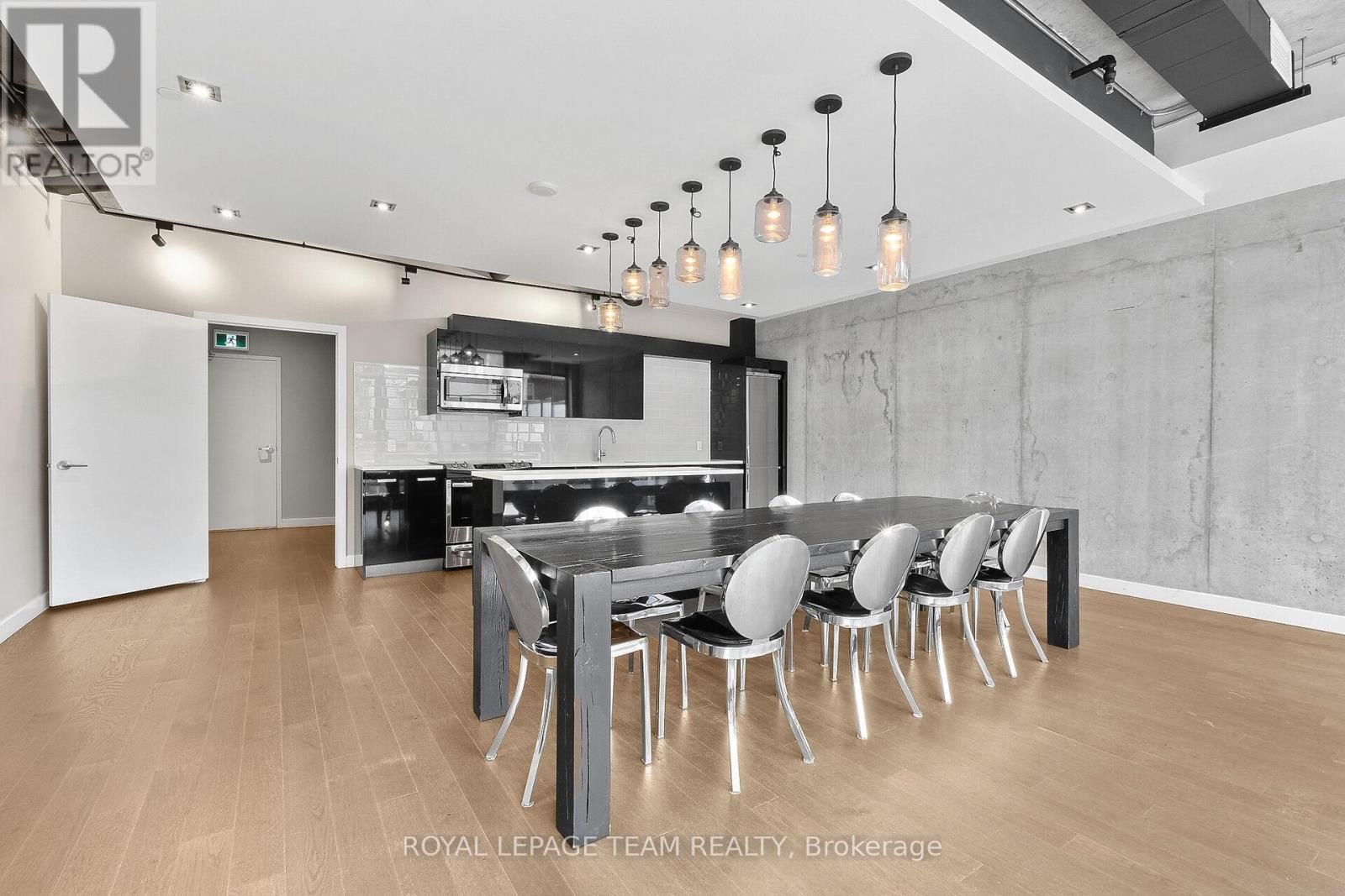 #307 224 LYON STREET N - 36