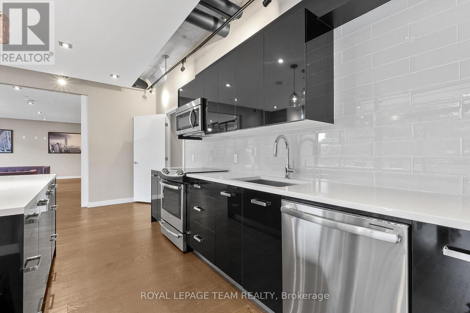 #307 224 LYON STREET N - 38