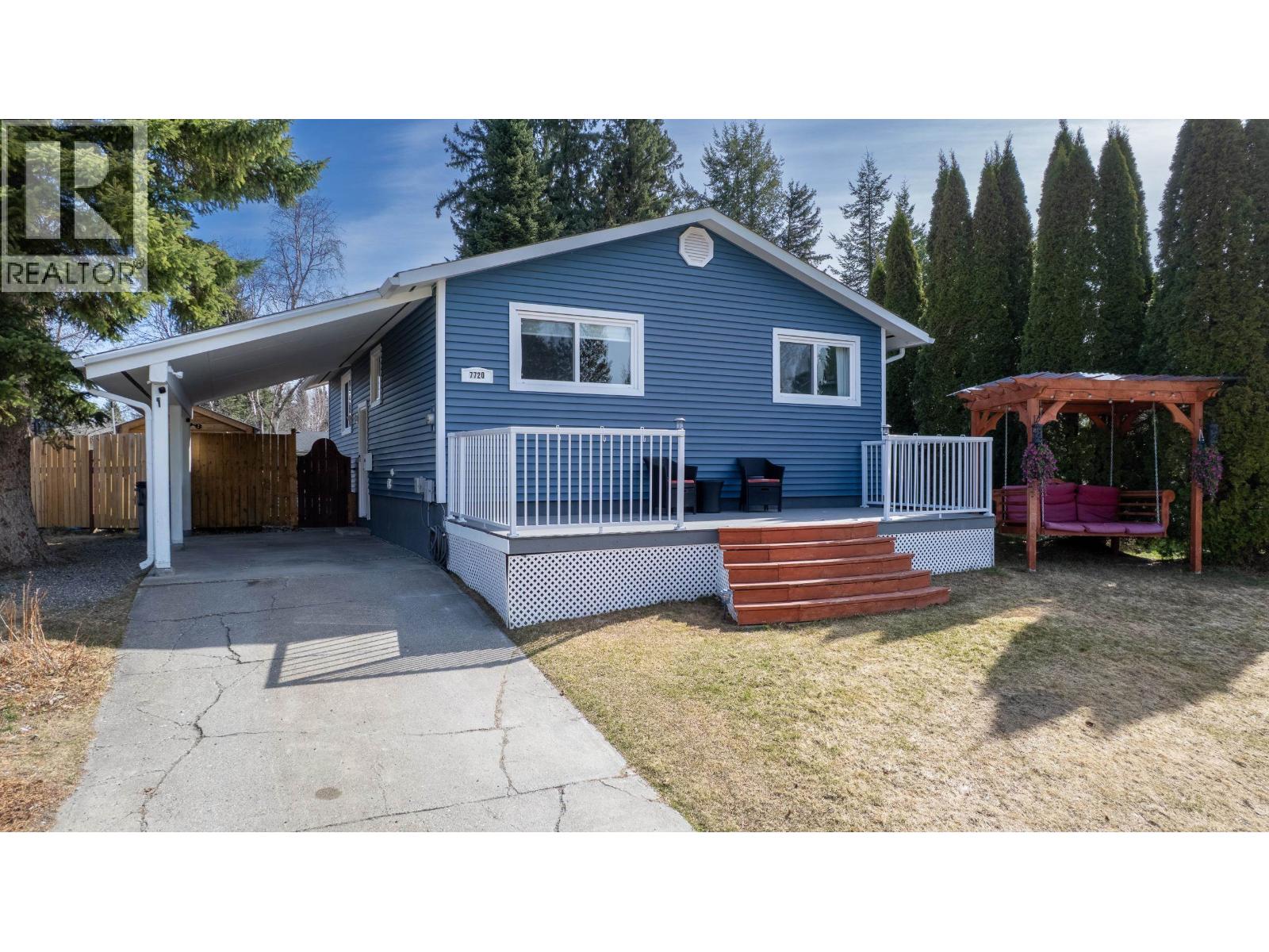 Kitchen of 7720 MARIONOPOLIS PLACE · Prince George, BC