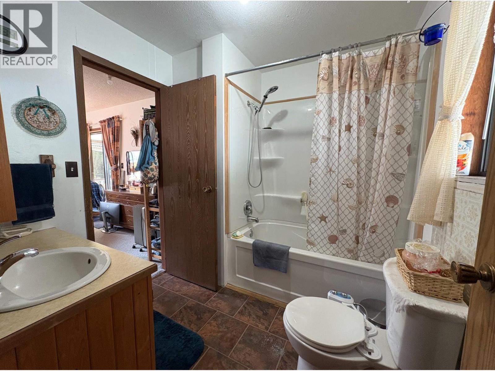  6725 Sidley Mountain Road, Bridesville