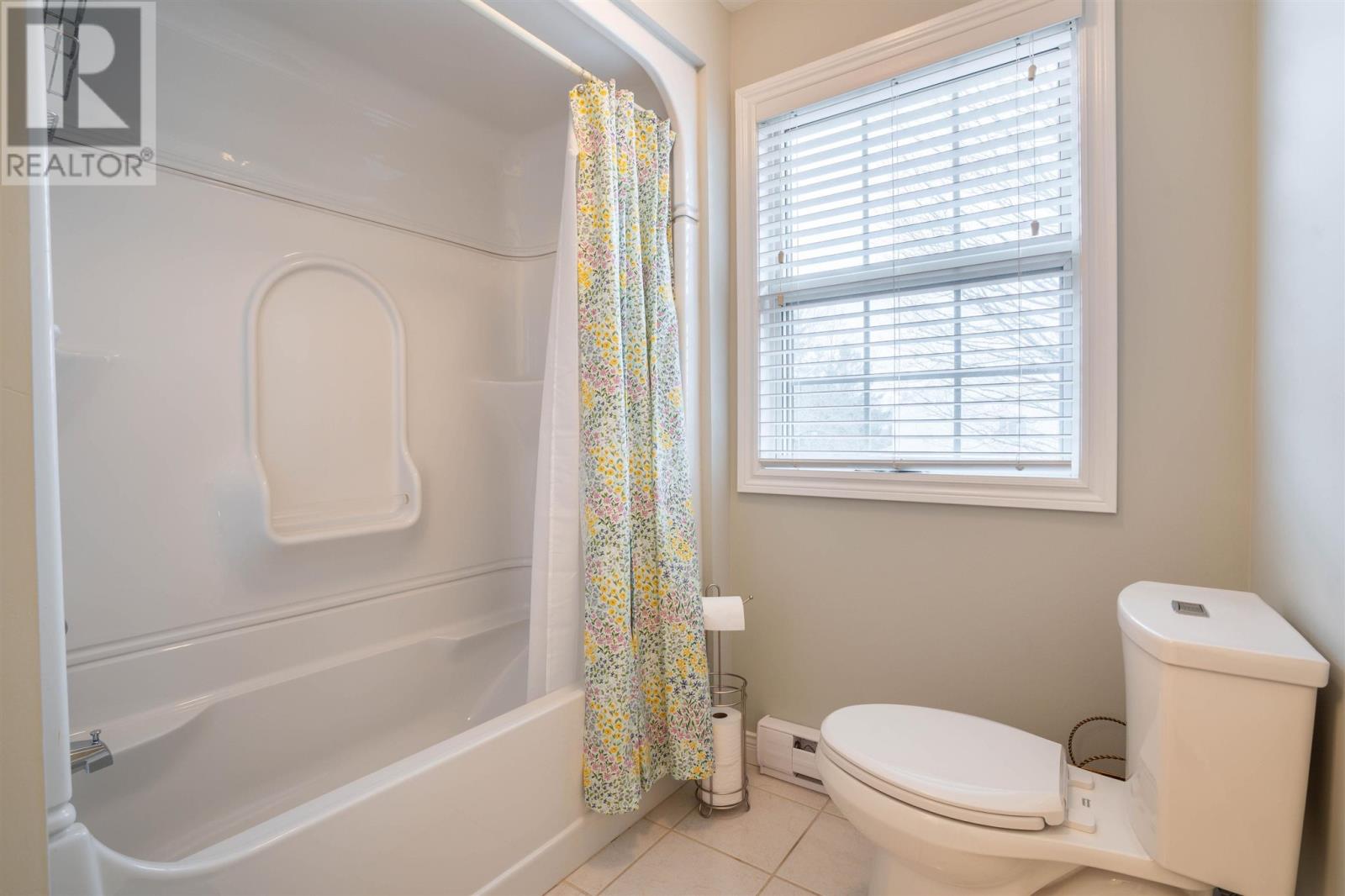 4 Collins AVE, Sault Ste. Marie, Ontario, P6A6J2 — Photo 32