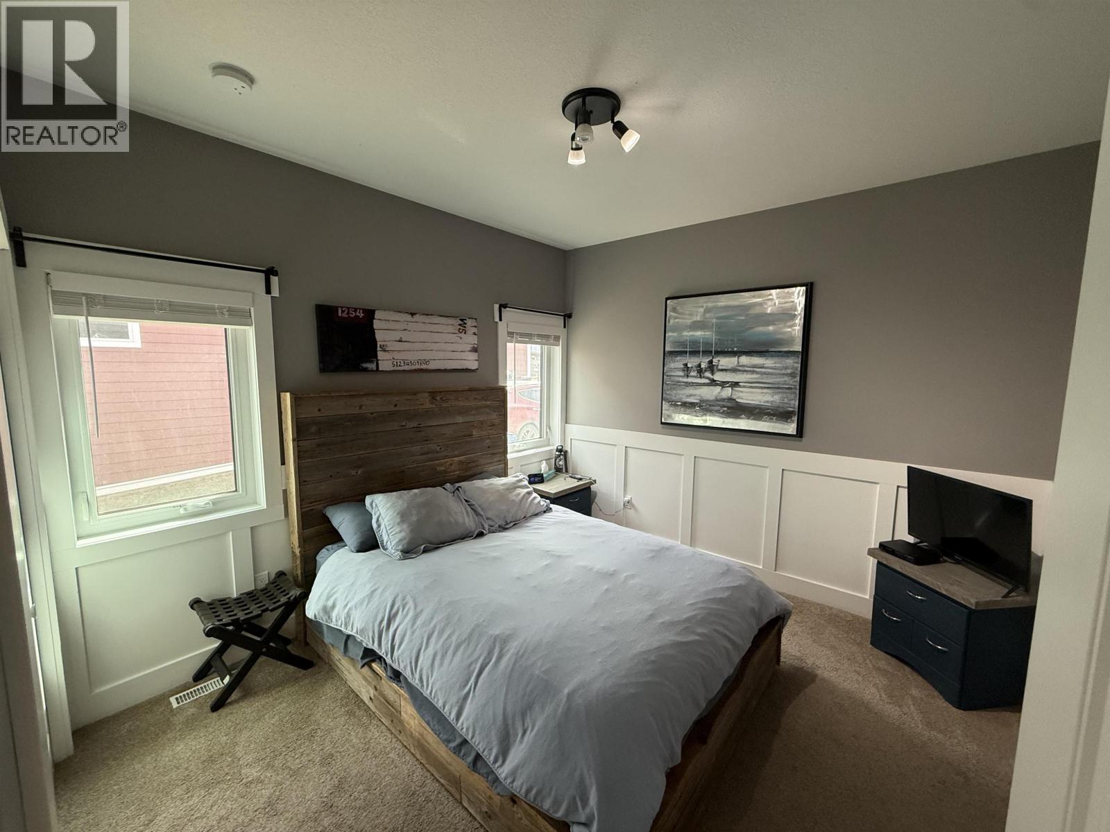 10816 108 AVENUE, Fort St. John