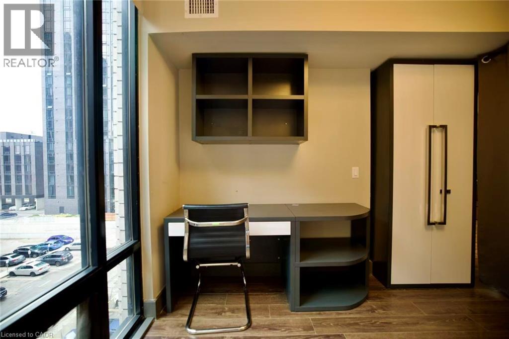 330 PHILLIP Street Unit# S605, Waterloo, Ontario, N2L3W9 — Photo 17