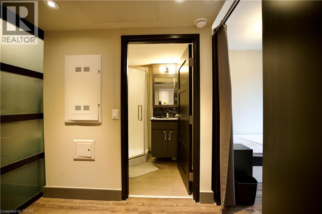 330 PHILLIP Street Unit# S605, Waterloo, Ontario, N2L3W9 — Photo 21