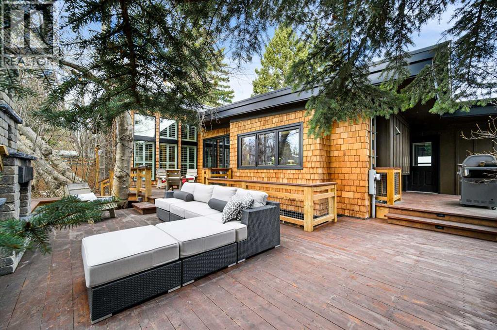 7235 Kananaskis Drive SW — photo 38