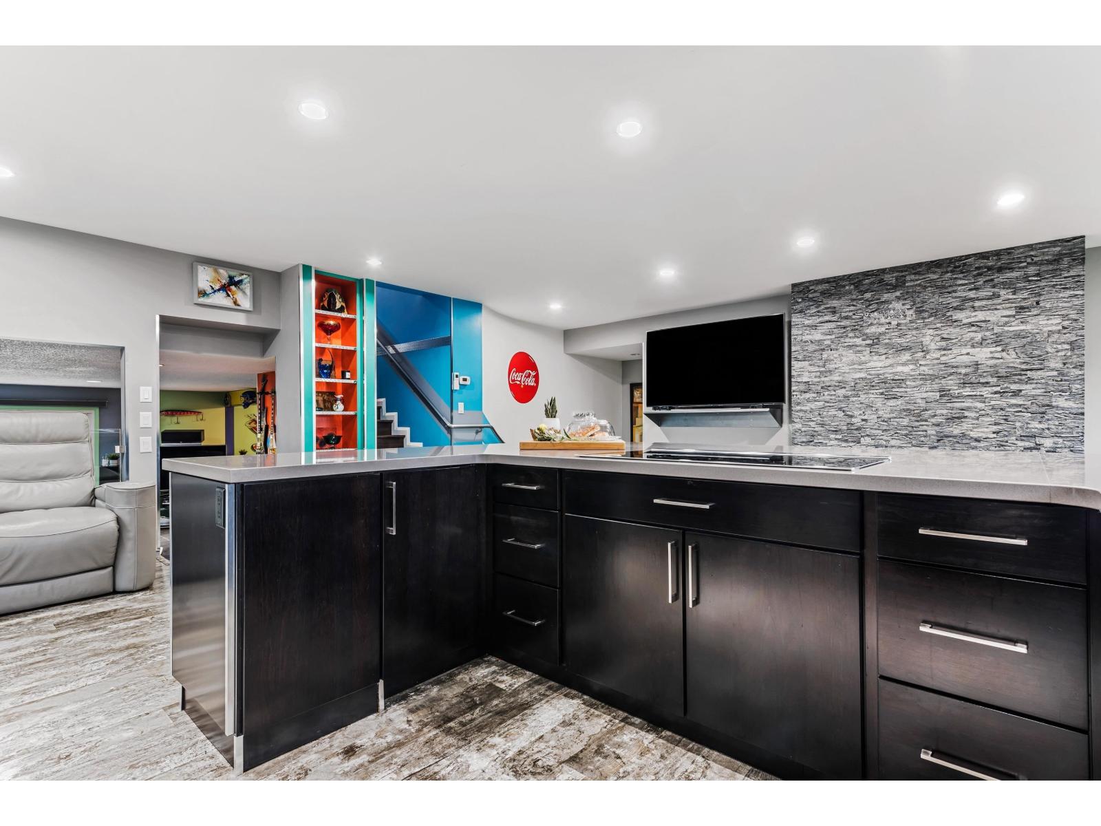 3 Bed, 2 Bath House for Sale in Chilliwack – 46237 STRATHCONA ROAD, Fairfield Island, Chilliwack - Image 16
