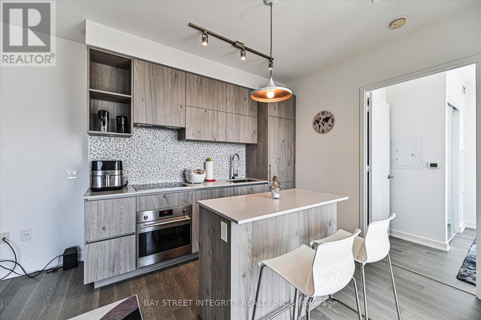 3208 - 1 YORKVILLE AVENUE — photo 12