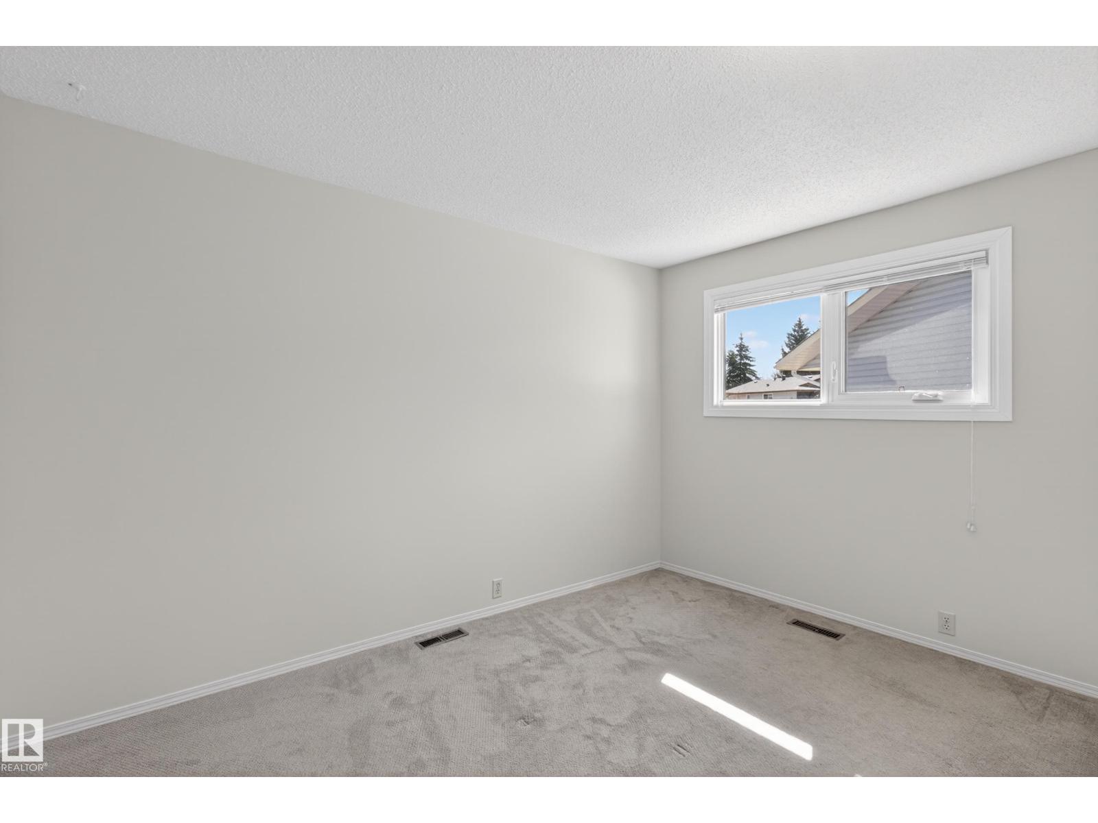 102 GARLAND CR, Sherwood Park