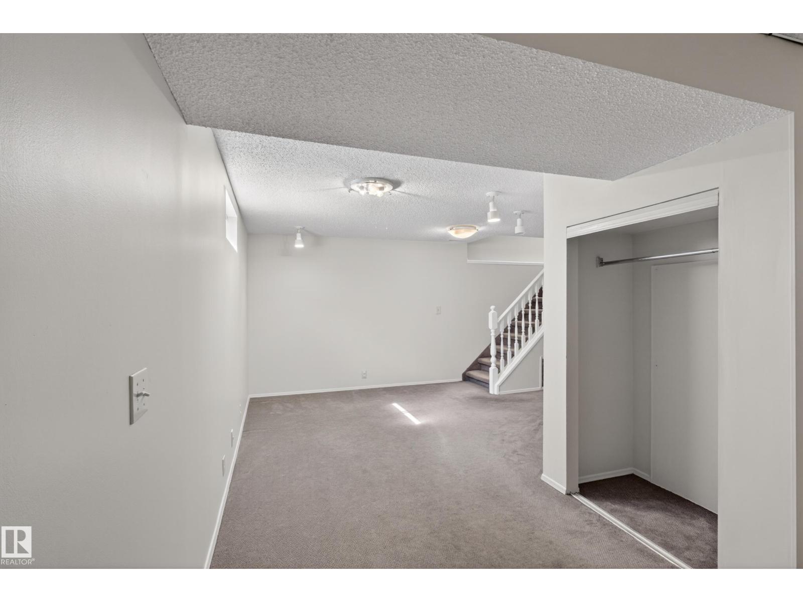 102 GARLAND CR, Sherwood Park