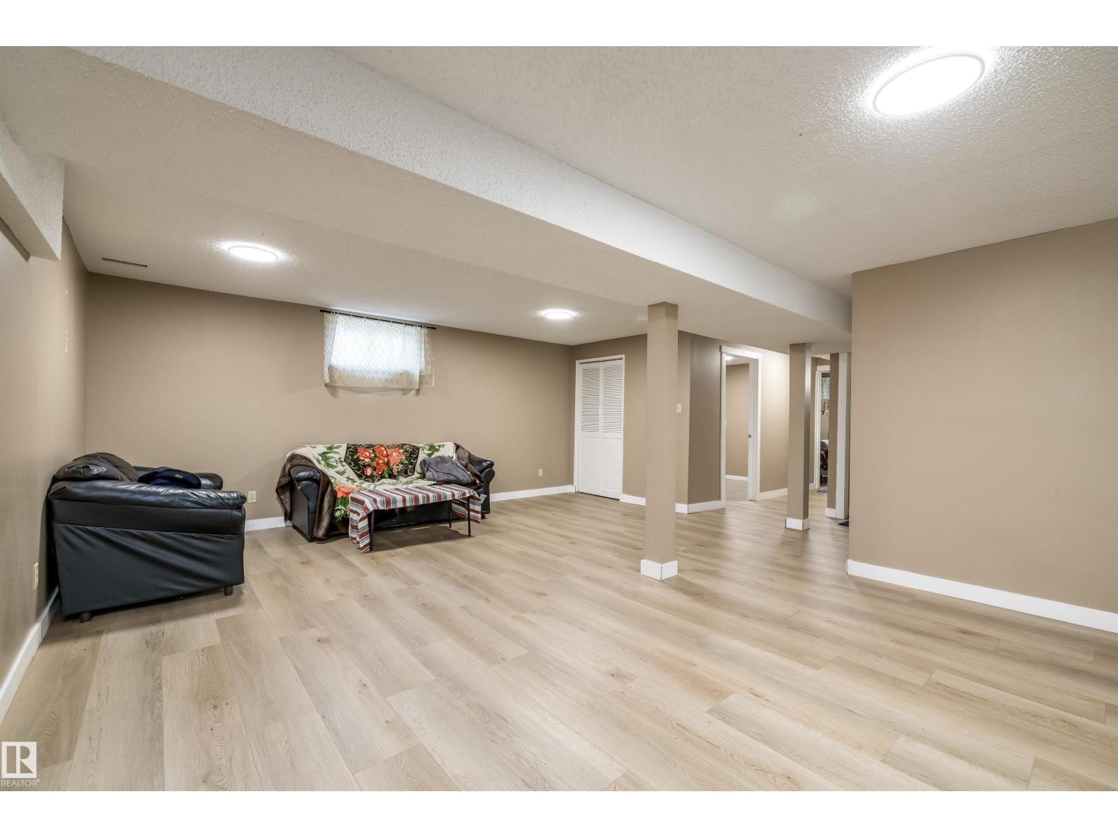 3620 42A AV NW - 28