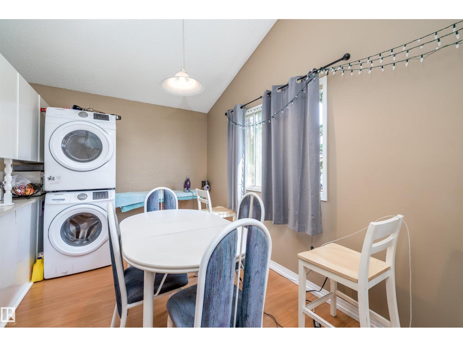 3620 42A AV NW - 7