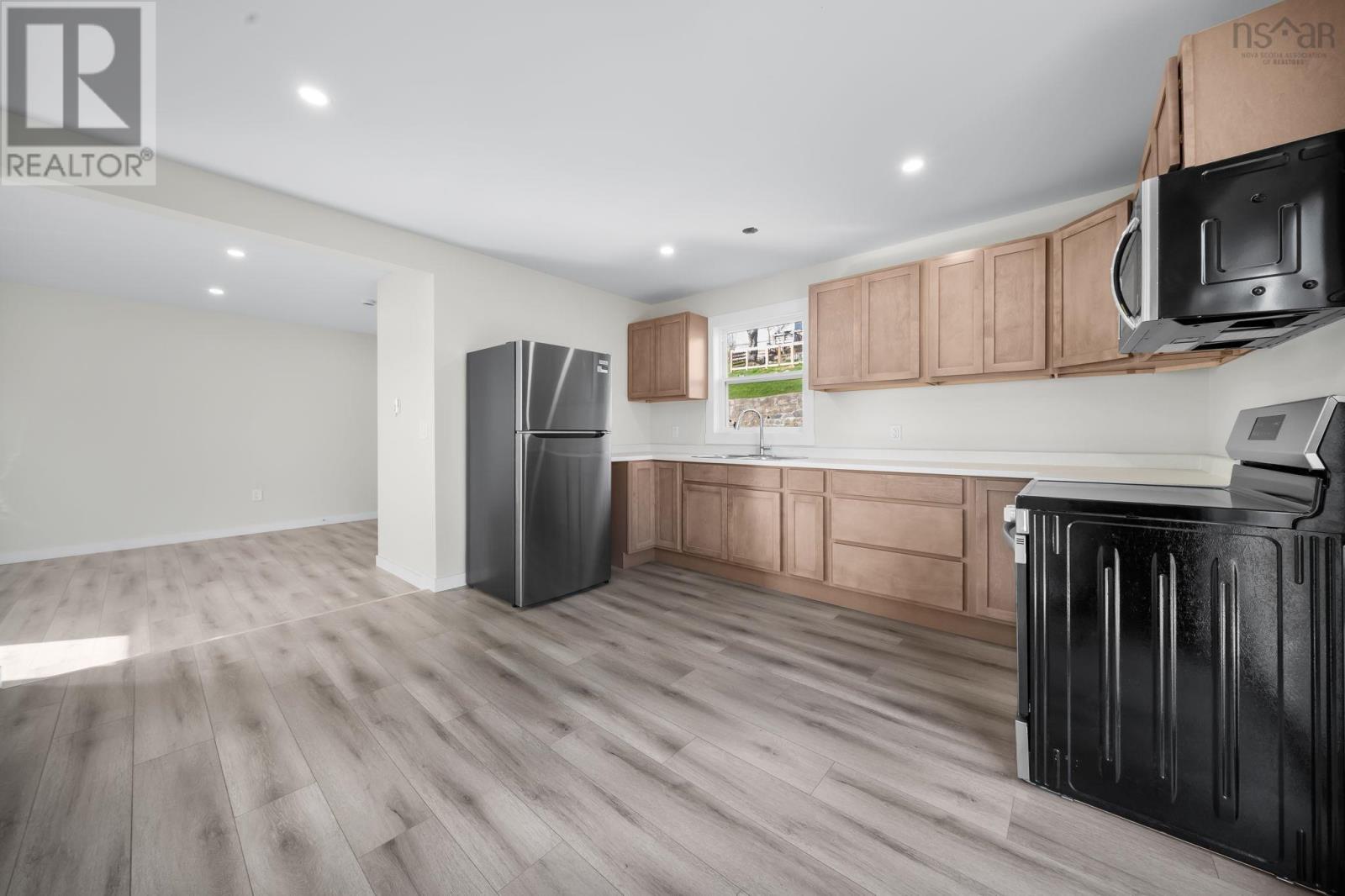 Property 17 of 38 of 56 Irving Street