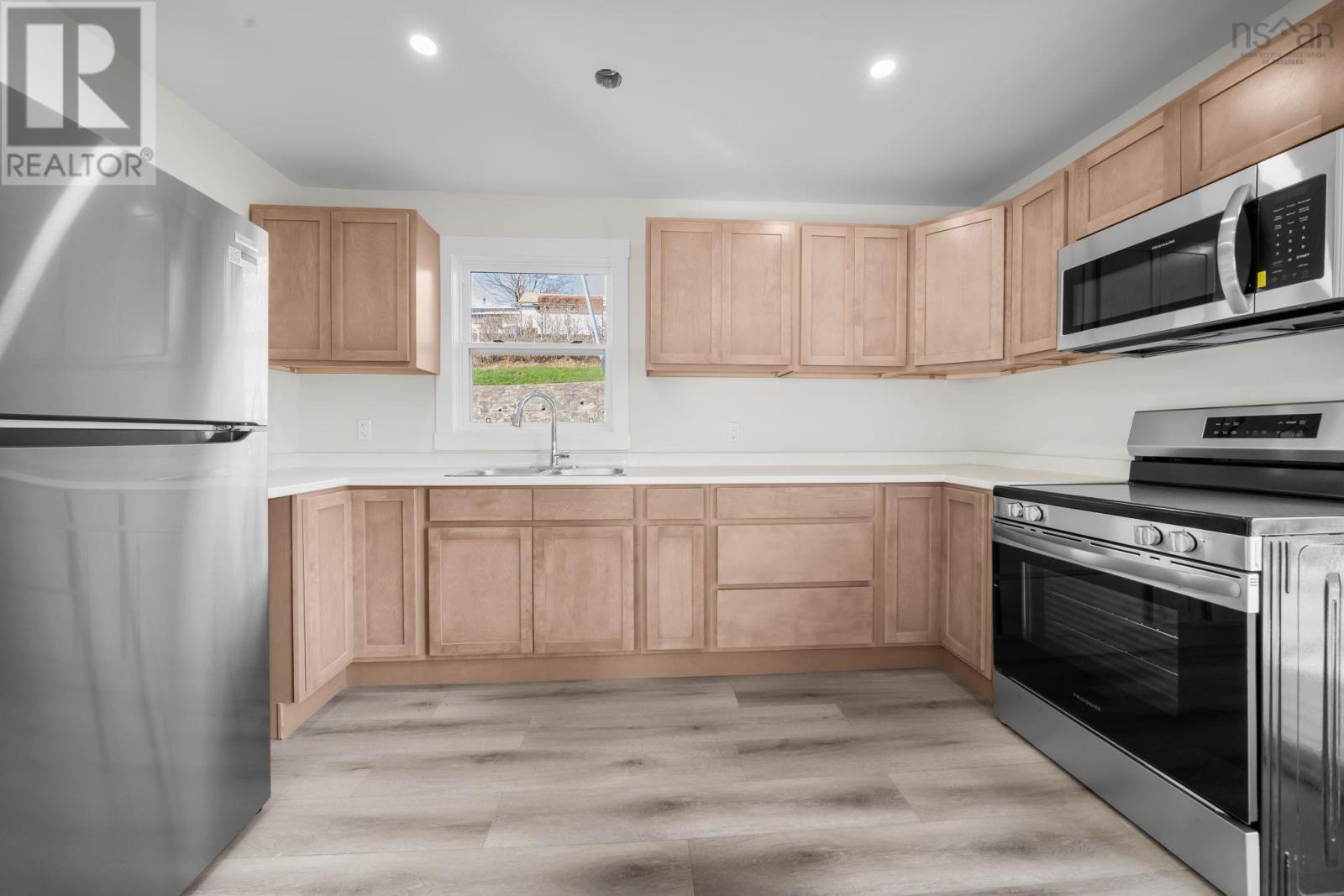 Property 18 of 38 of 56 Irving Street