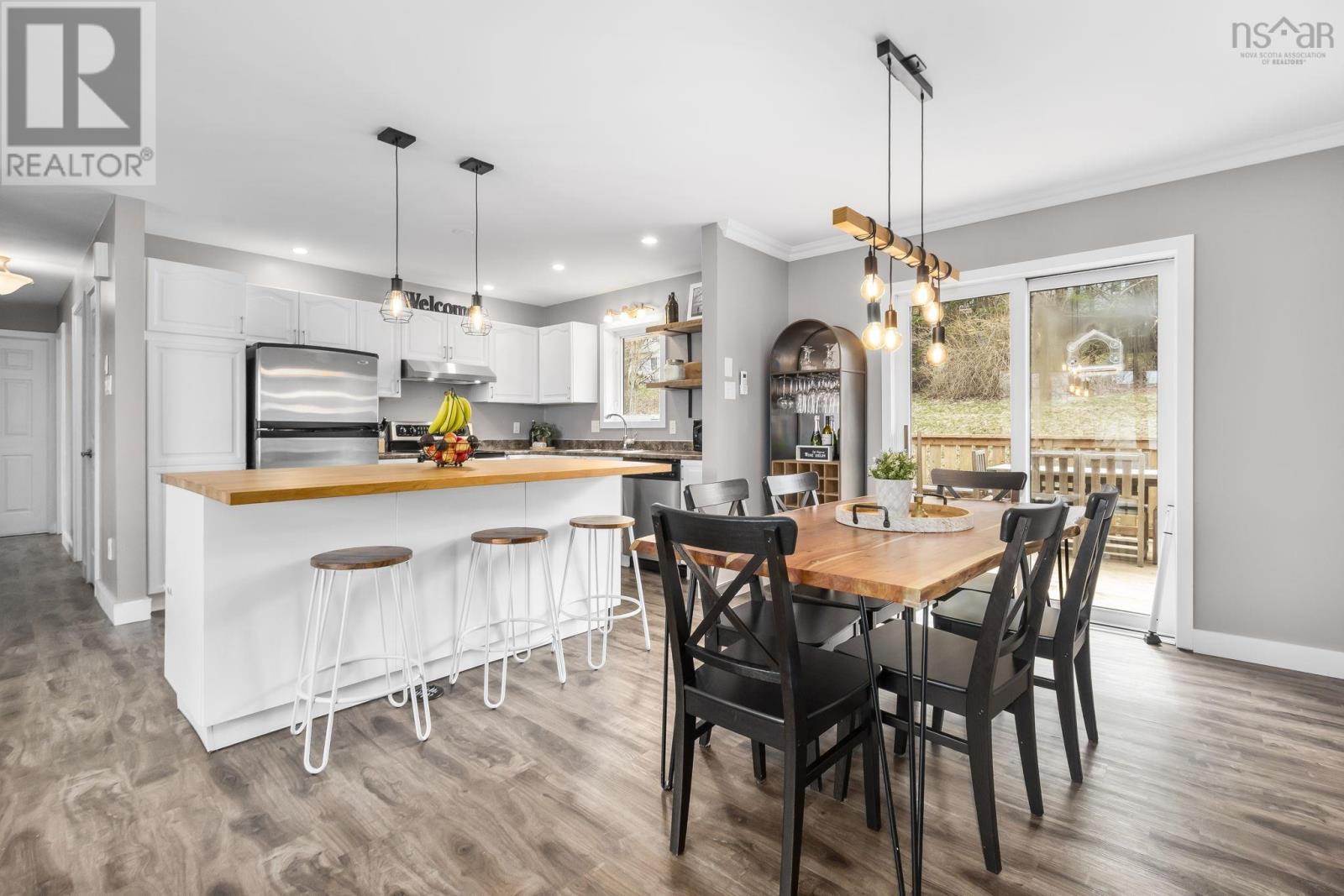 Property 8 of 39 of 438 Colby Drive