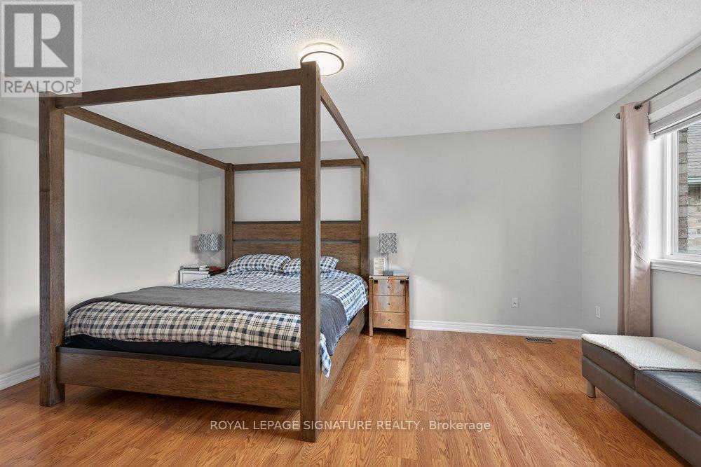 8 ASHCREEK DRIVE - 24