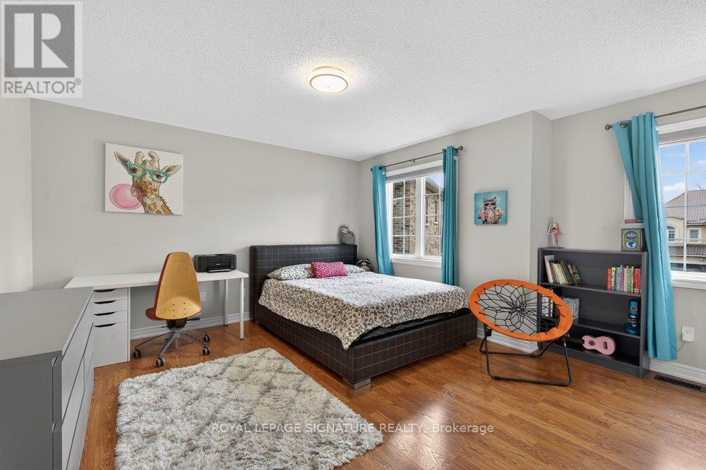 8 ASHCREEK DRIVE - 28
