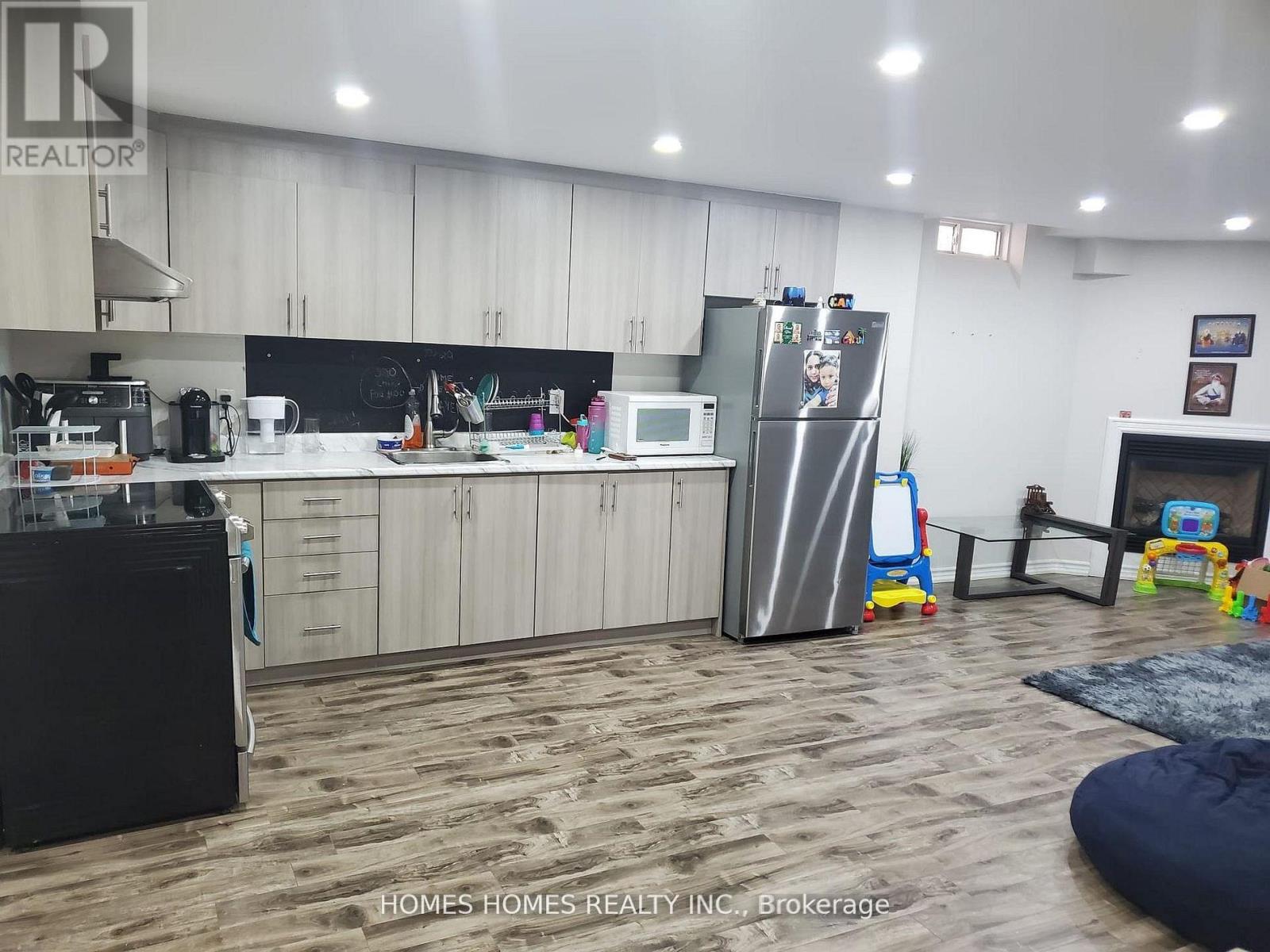36 FRUSTAC TRAIL - 44