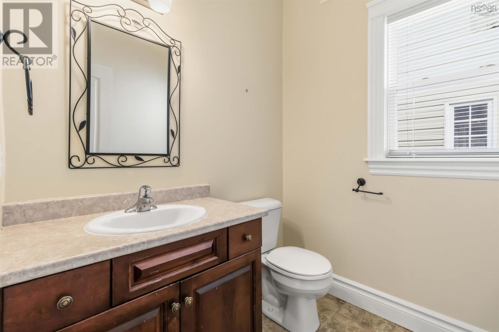 Property 11 of 52 of 167 Ravines Drive