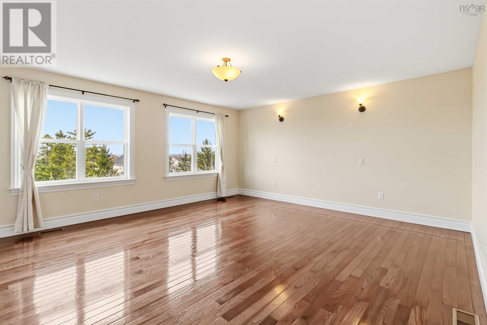 Property 26 of 52 of 167 Ravines Drive