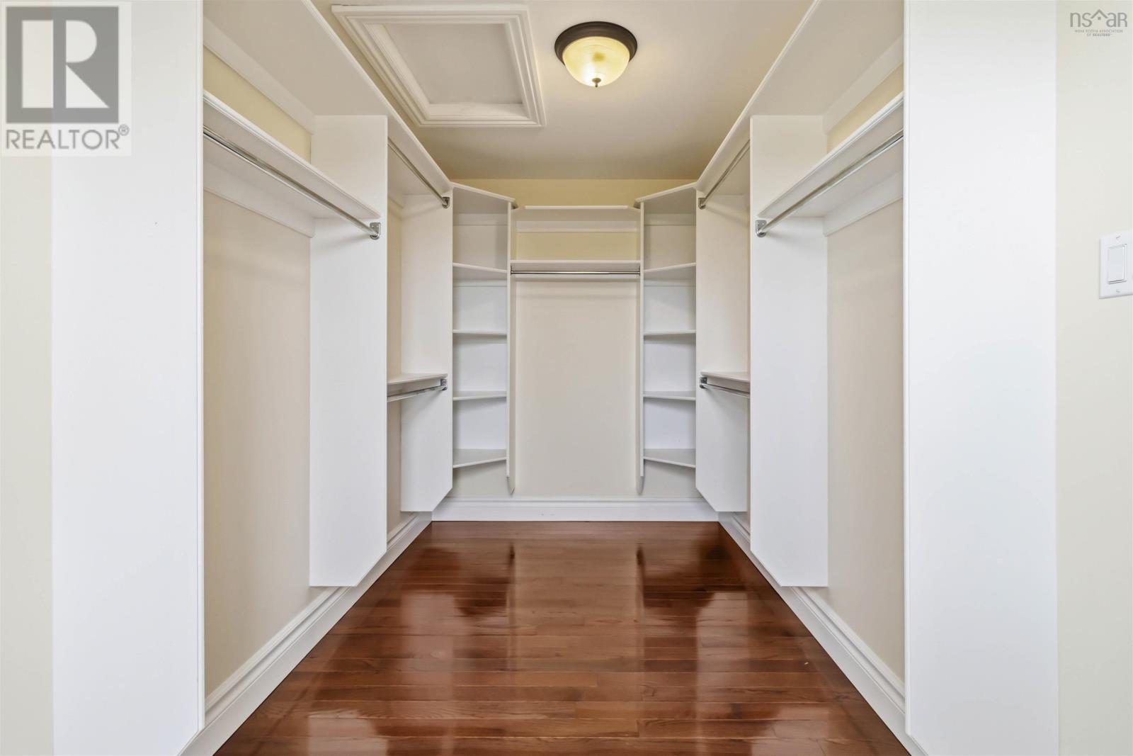 Property 28 of 52 of 167 Ravines Drive