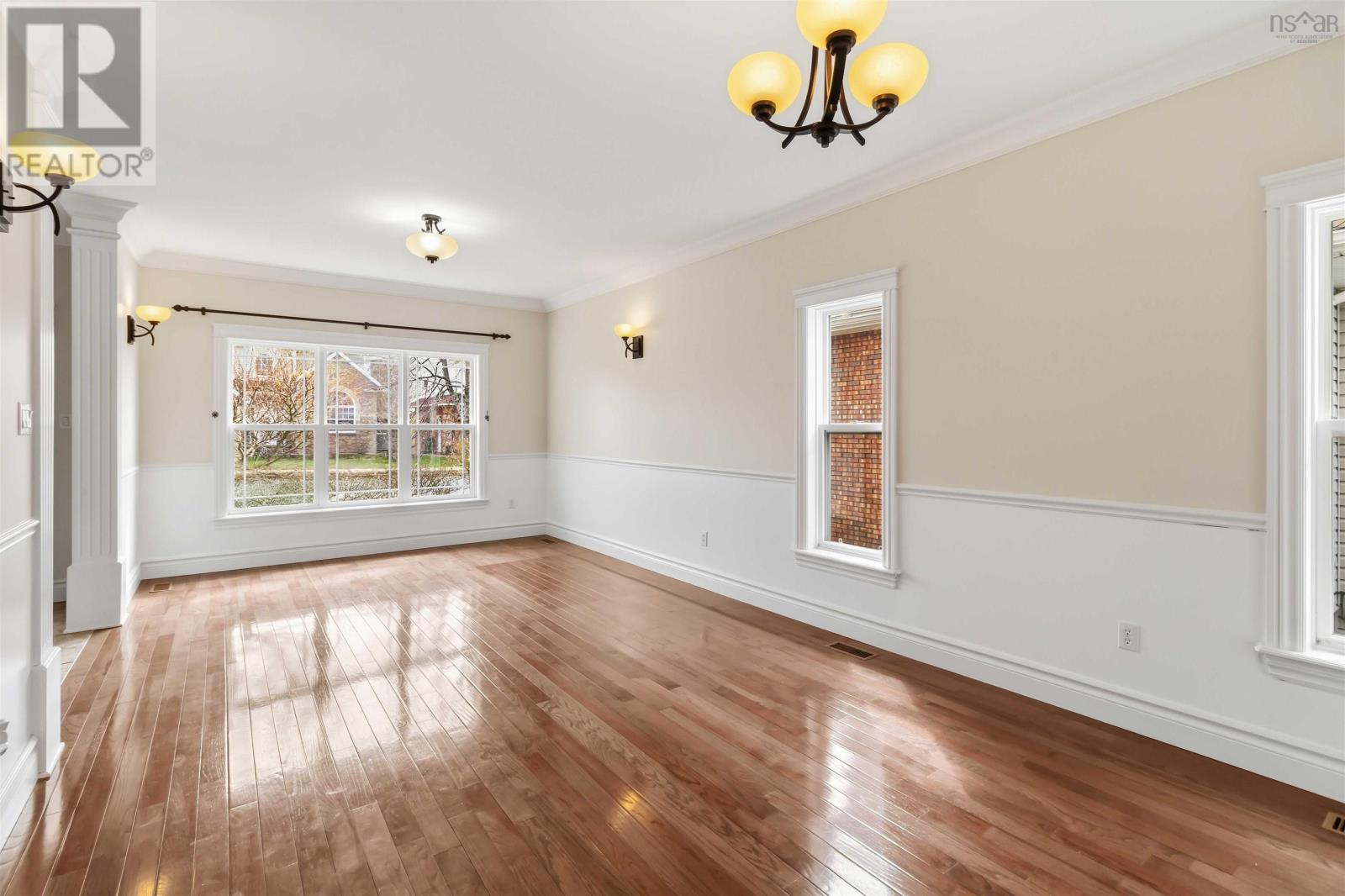 Property 8 of 52 of 167 Ravines Drive