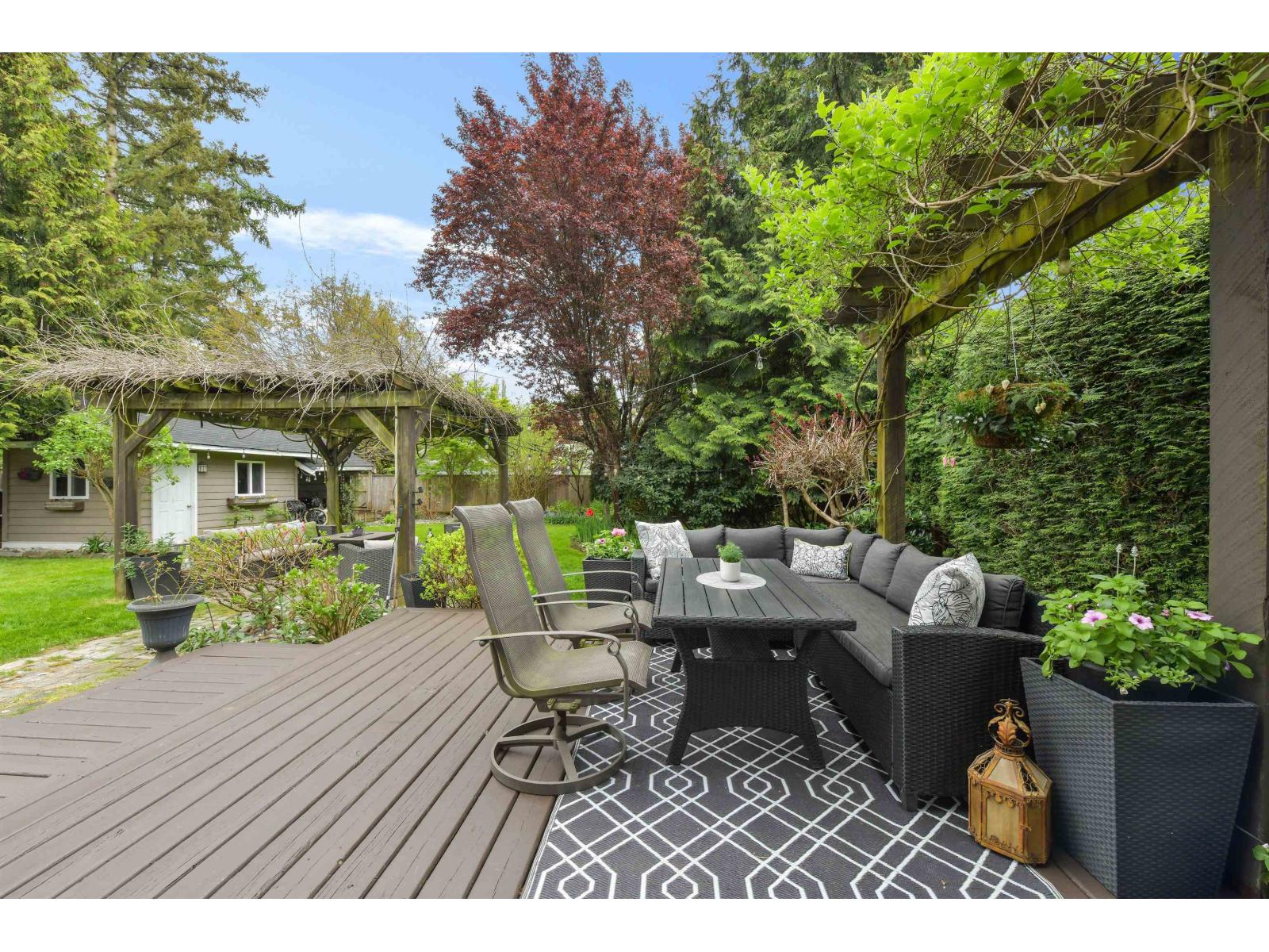 9002 NASH STREET, Langley