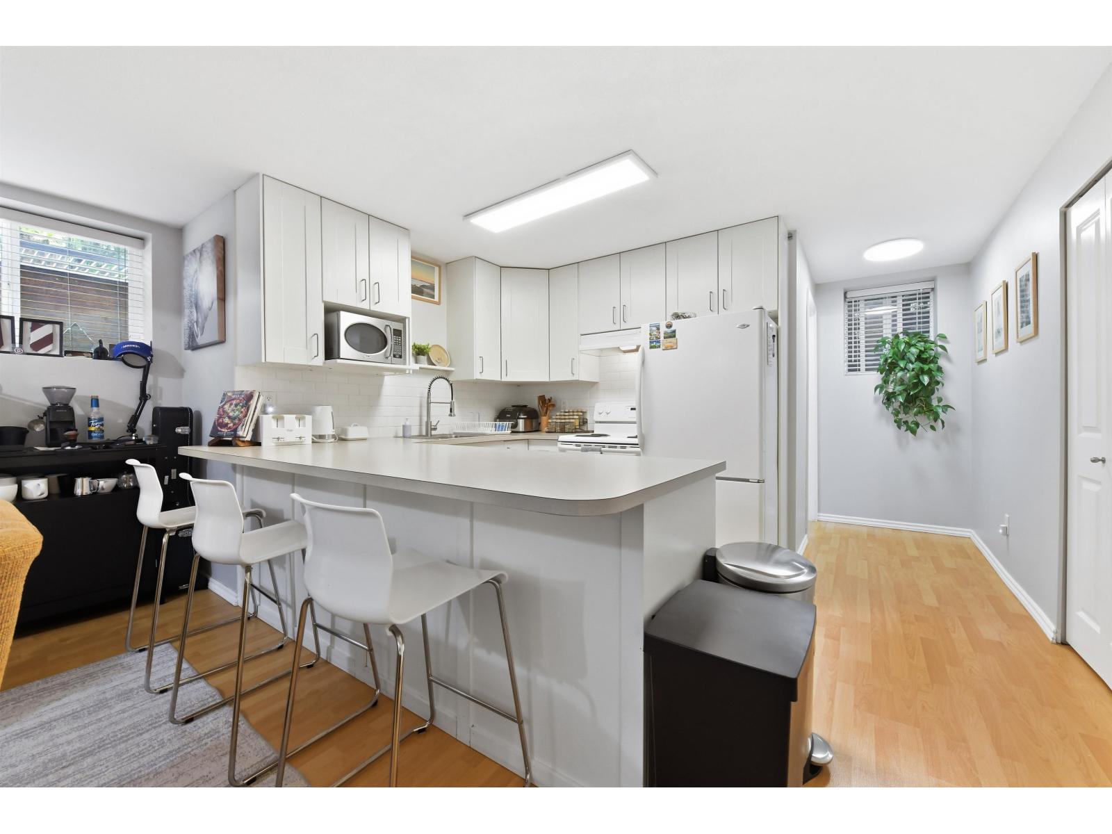 9002 NASH STREET, Langley