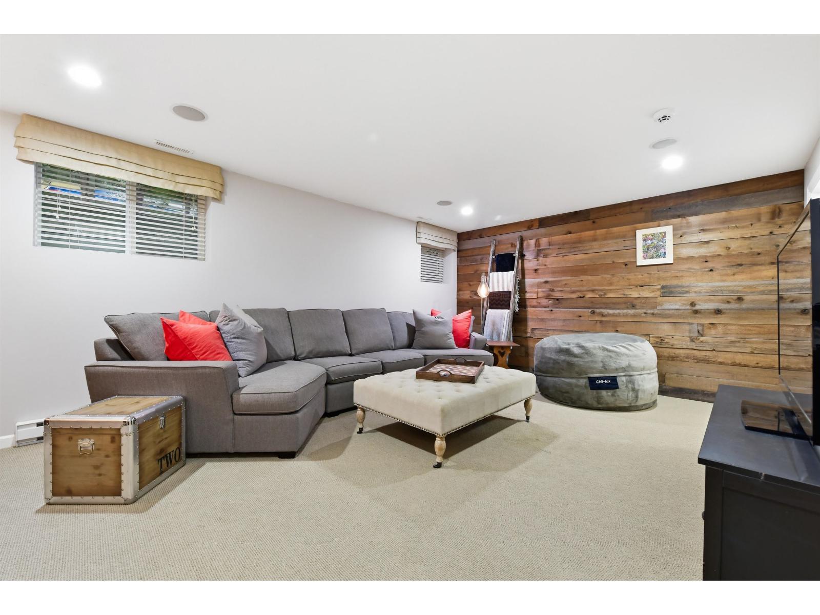 9002 NASH STREET, Langley