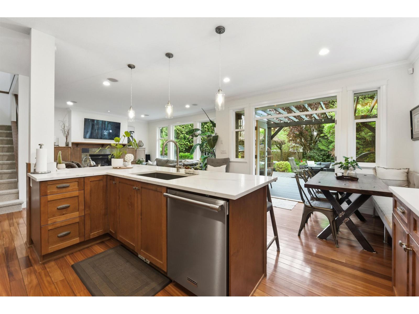 9002 NASH STREET, Langley