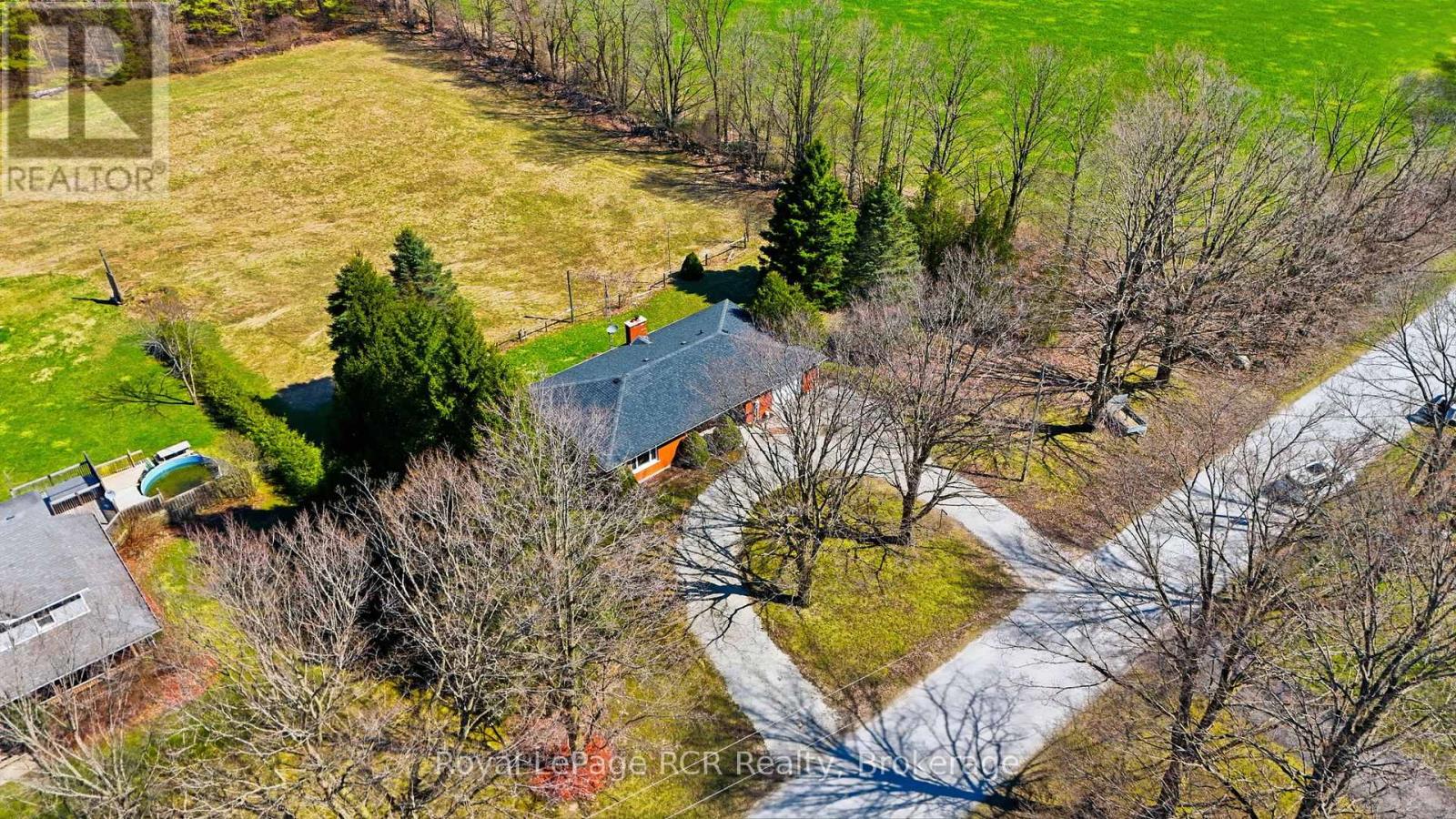 742053 4A SIDE ROAD - Image 3
