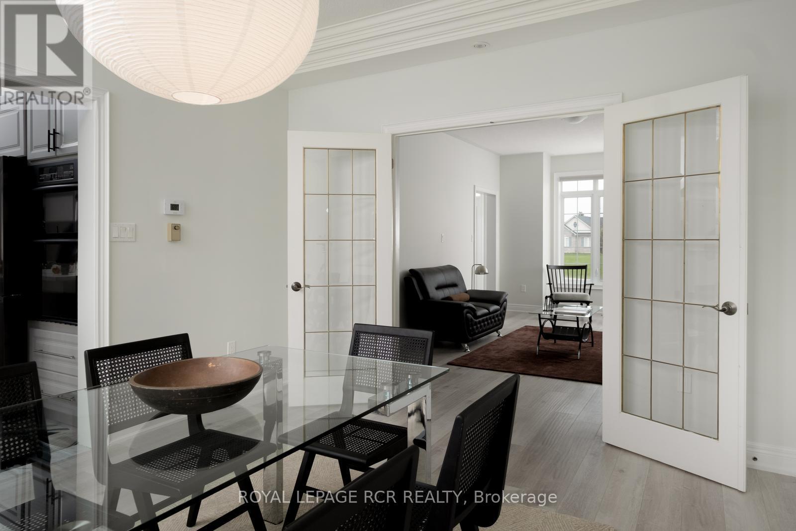 18 LEENDERS LANE - 13