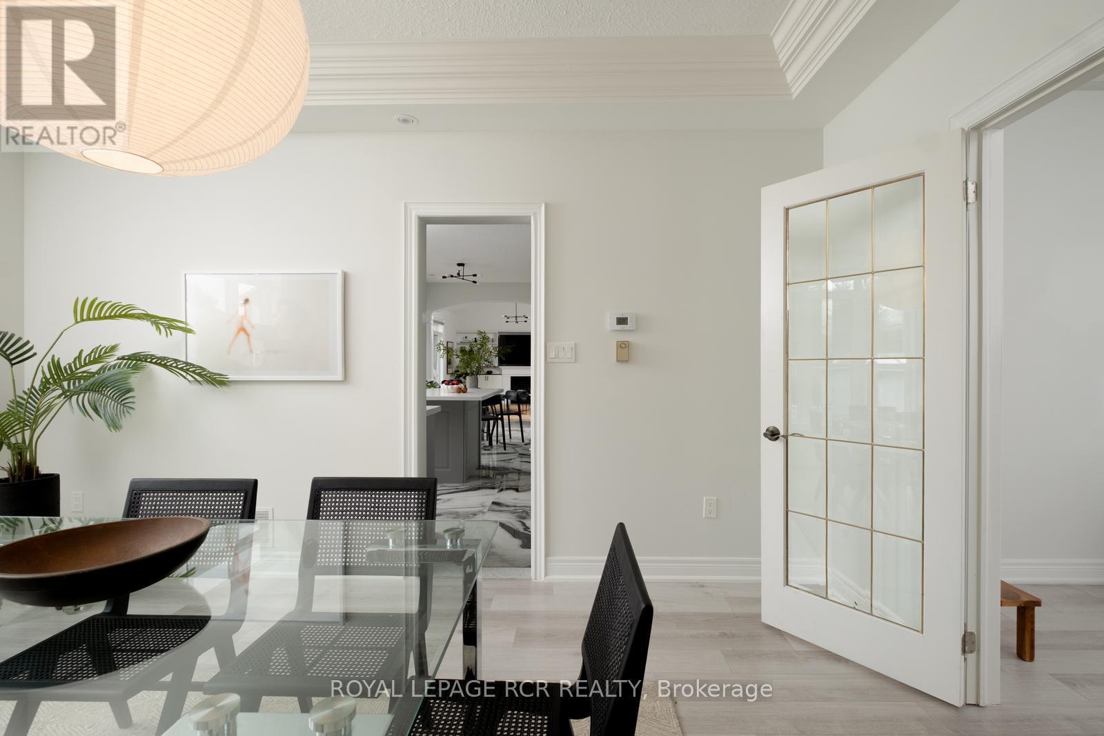 18 LEENDERS LANE - 14