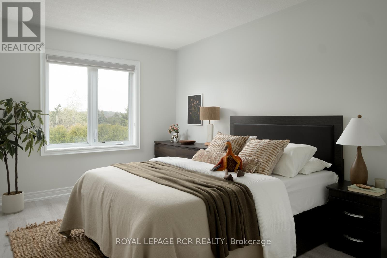 18 LEENDERS LANE - 29