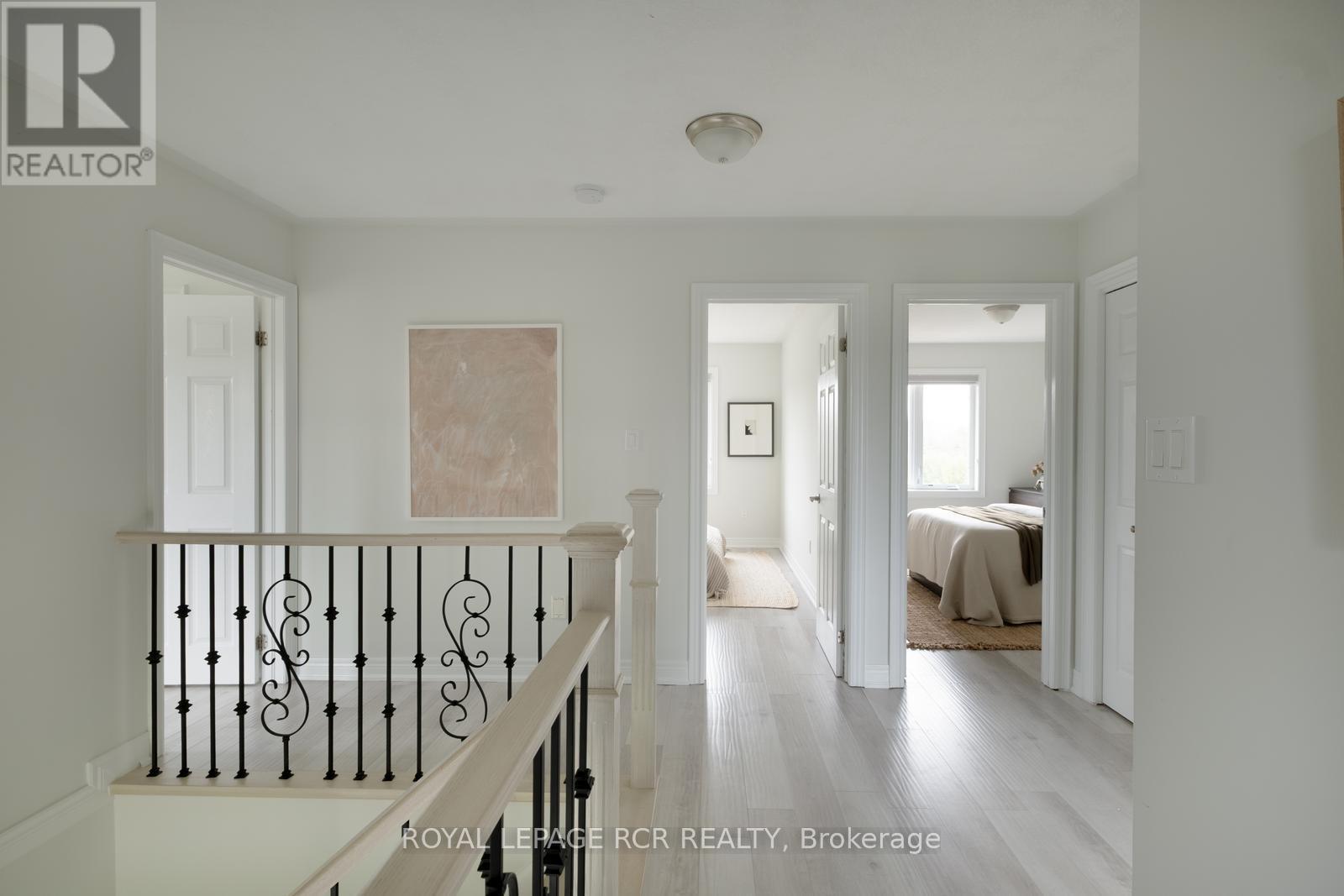 18 LEENDERS LANE - 35