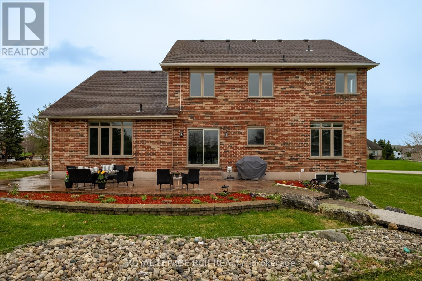 18 LEENDERS LANE - 37