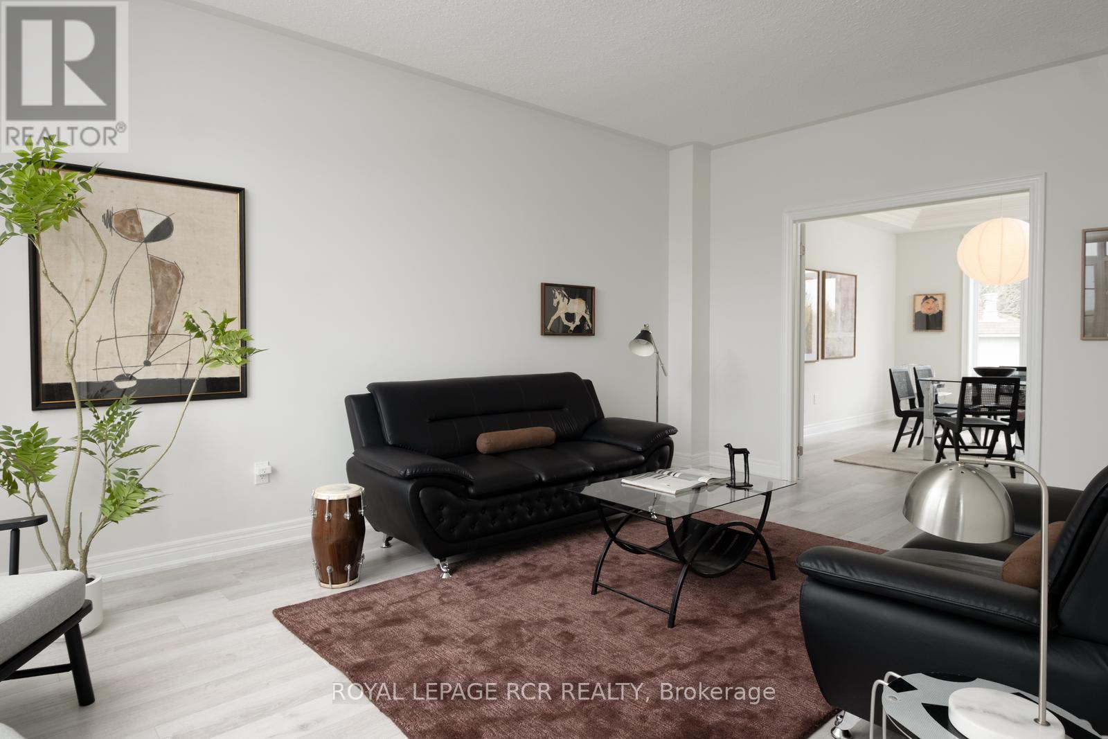 18 LEENDERS LANE - 7
