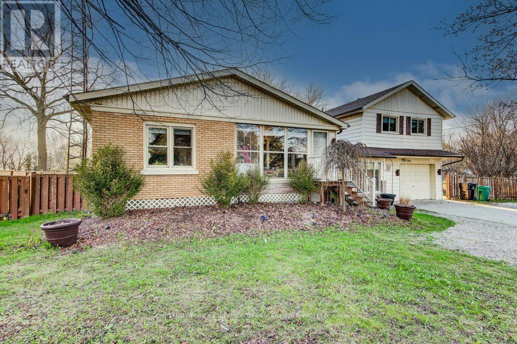 2310 FOUNTAIN STREET N - 2