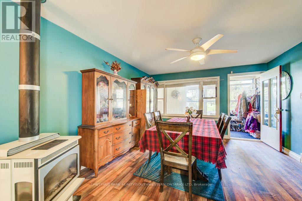 2310 FOUNTAIN STREET N - 26