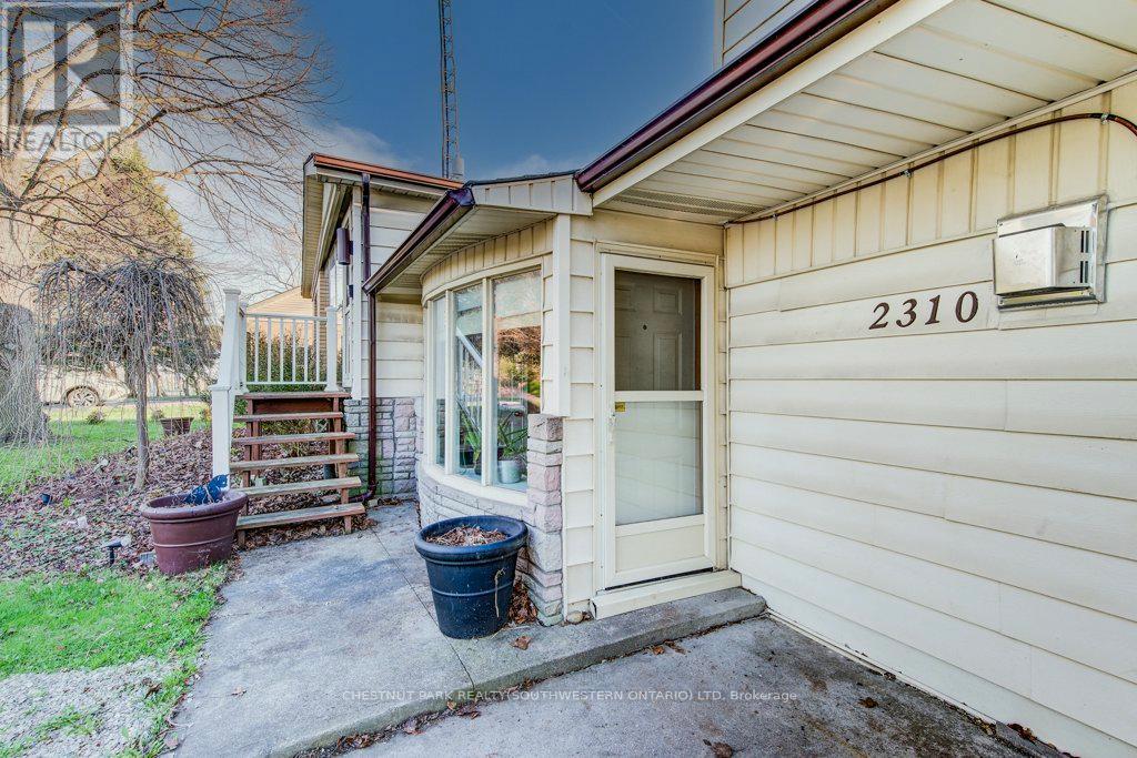 2310 FOUNTAIN STREET N - 4