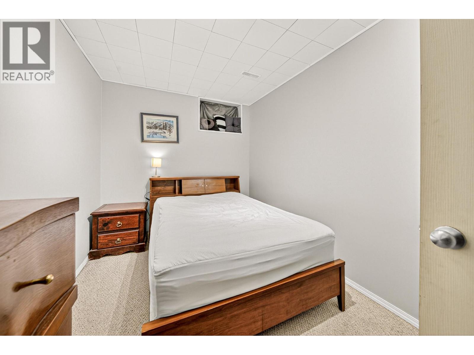 255 Pine Avenue, Sparwood